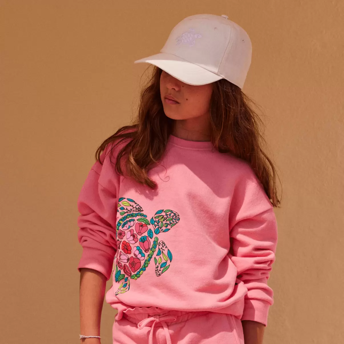 Vilebrequin Provencal Turtle Sweatshirt Mit Rundhalsausschnitt Für Mädchen Kosten Bonbon / Rosa Mädchen Sweatshirts